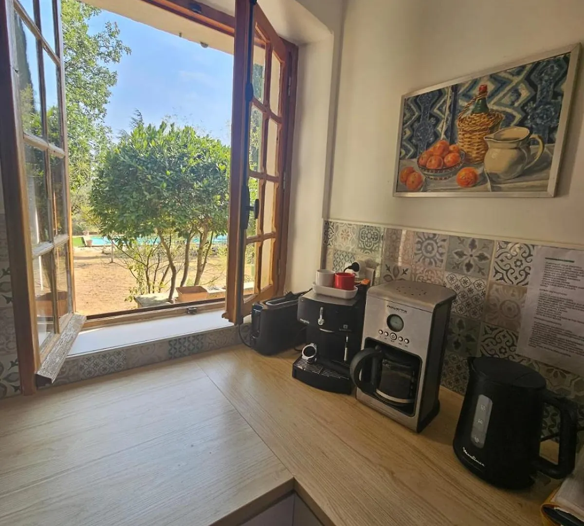 Jolie maison en plein cœur du Lubéron Roussillon en Isere 0*,  France