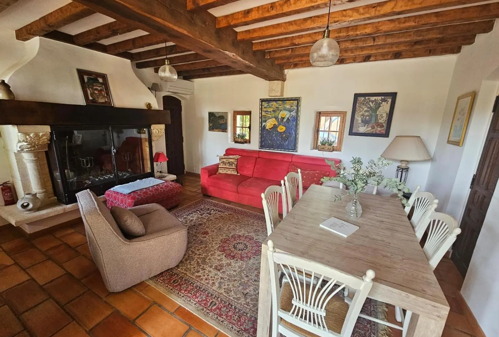 Jolie maison en plein cœur du Lubéron Roussillon en Isere Hébergement de vacances